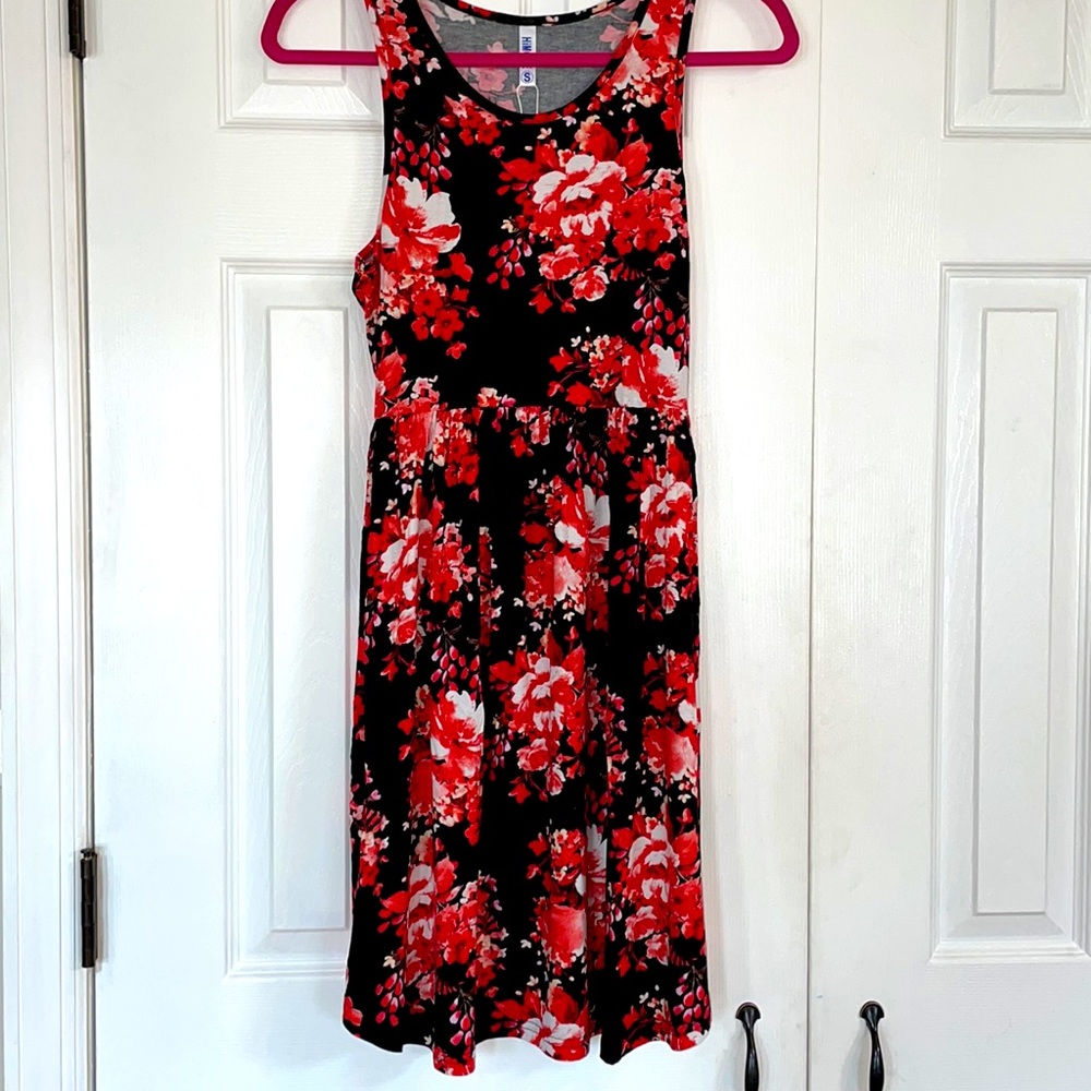 NWT Red and Black Floral Dress - S